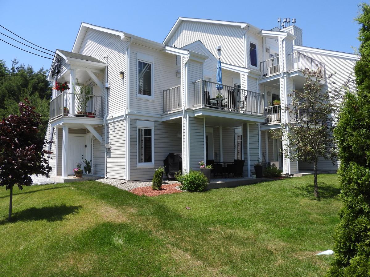 Condo Entre Ville/Nature Magog Εξωτερικό φωτογραφία